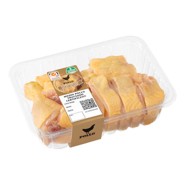 Medio pollo certificado troceado alimentado con un 50% de maíz