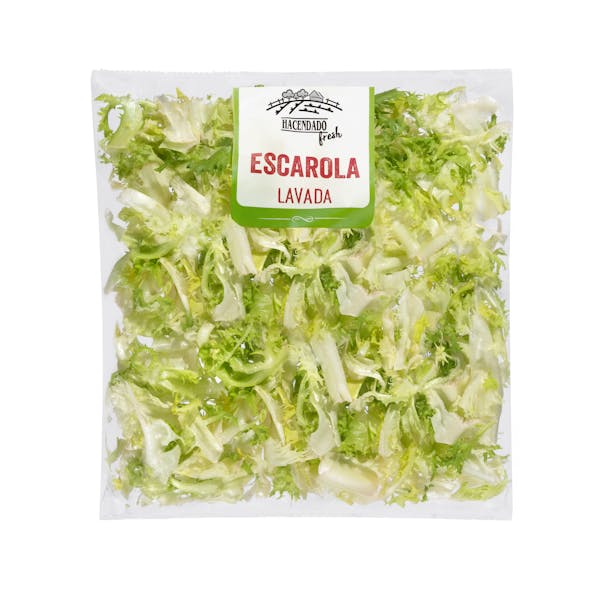 Escarola rizada cortada y lavada